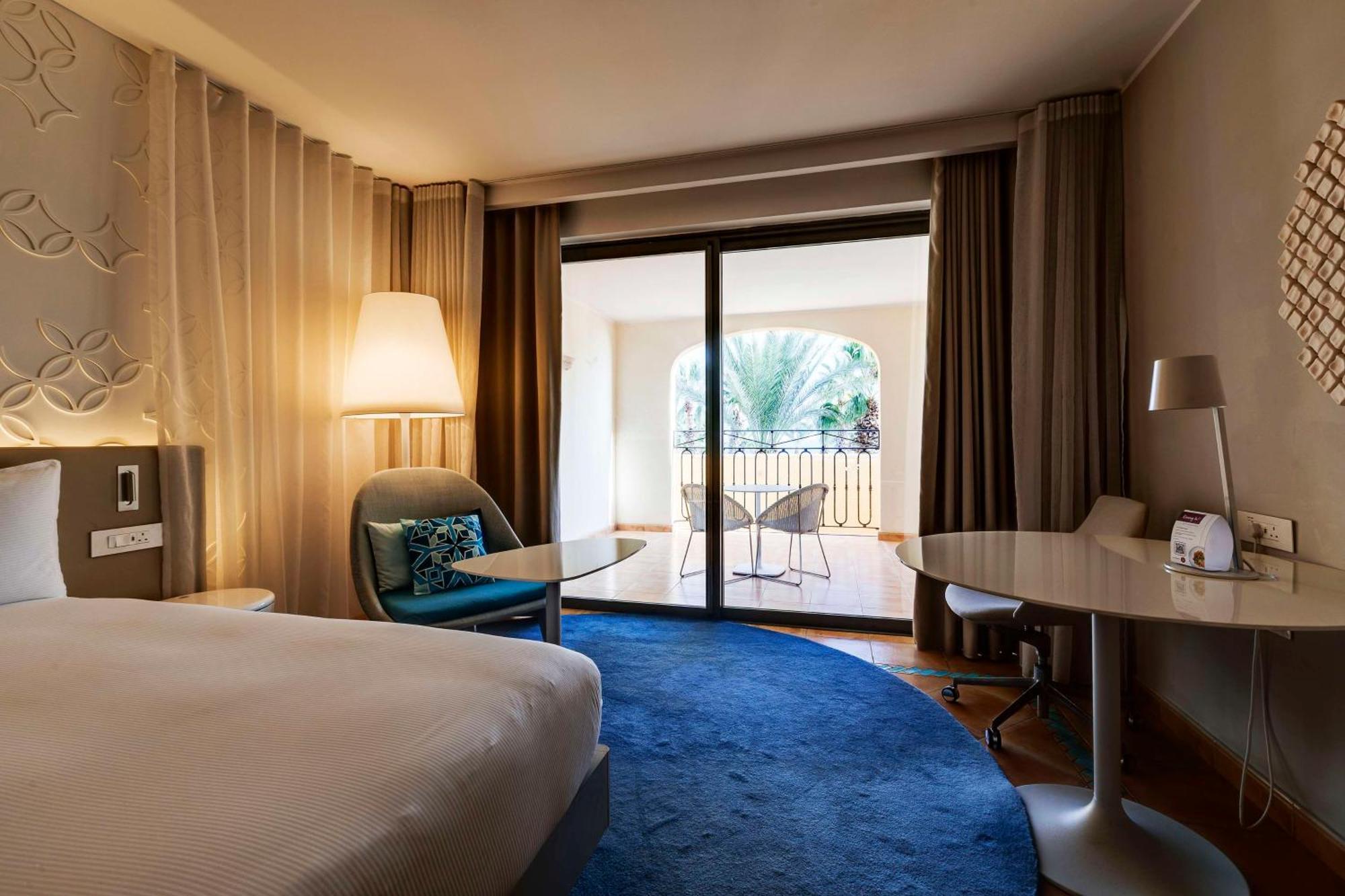 Hilton Malta Hotel Saint Julian's Bagian luar foto